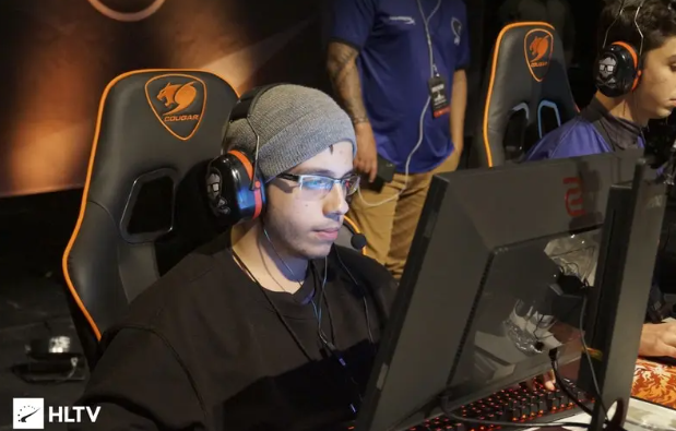 负走向有着 负走向有着